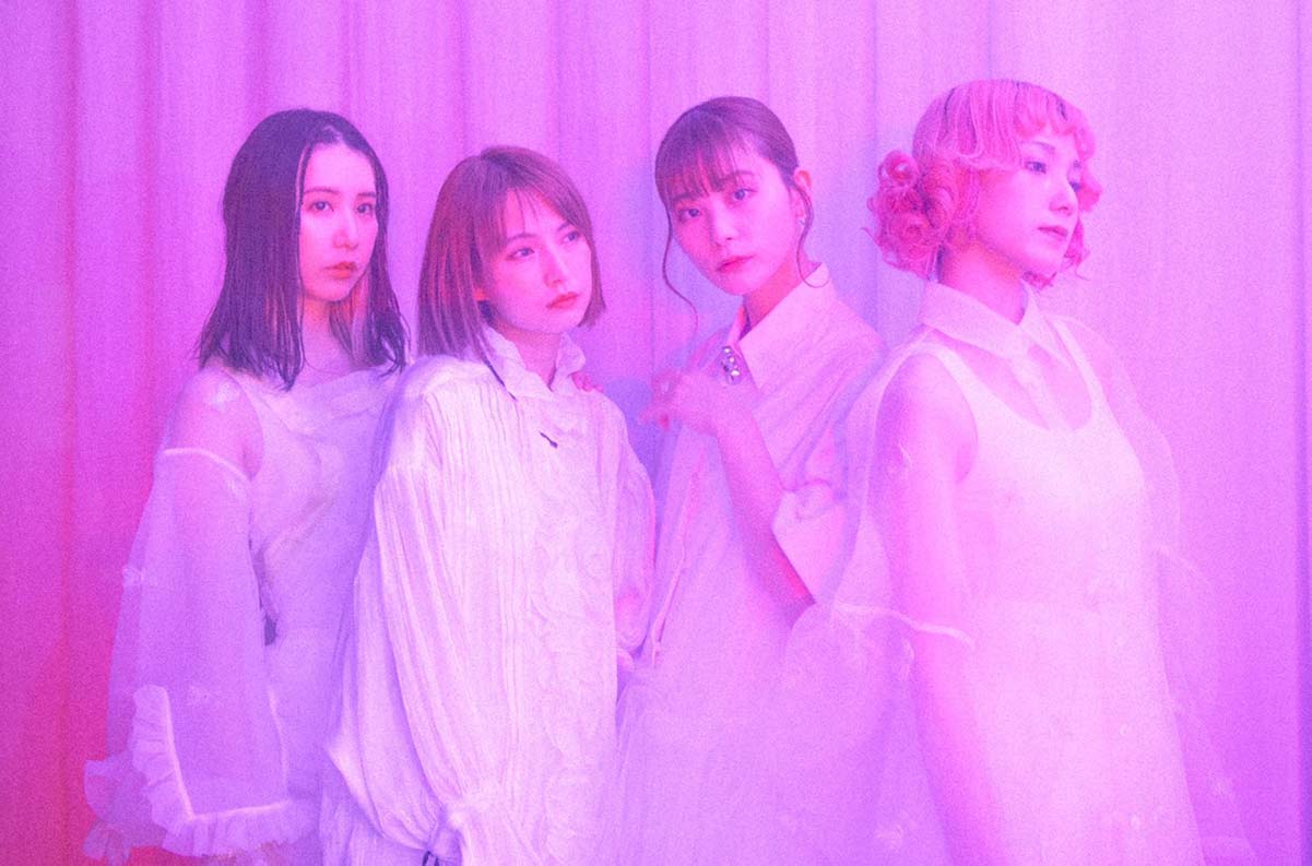 Scandal Season live stream band pic