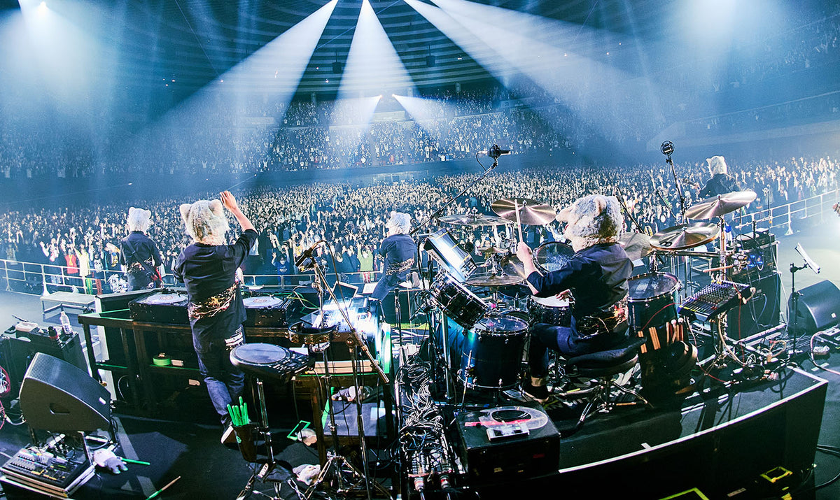 MAN WITH A MISSION live