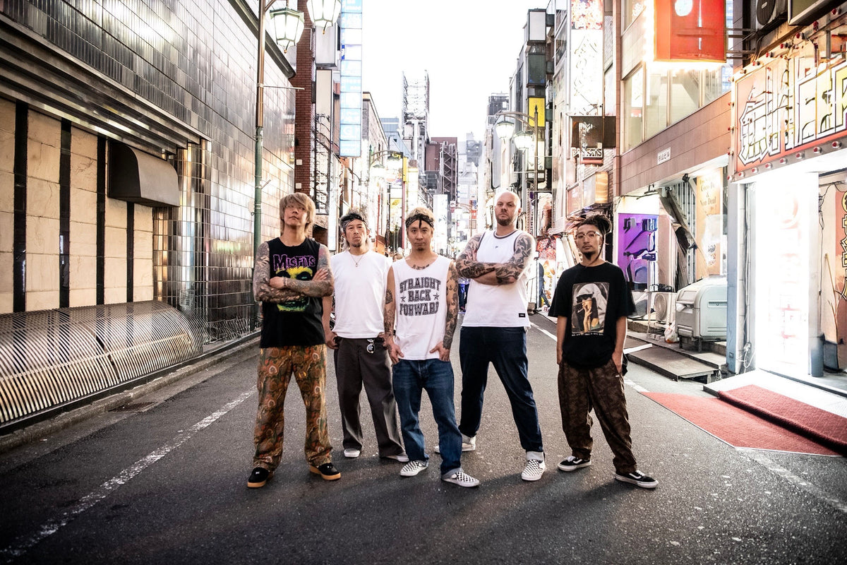 STRAIGHT BACK FORWARD Japanese punk band official pic