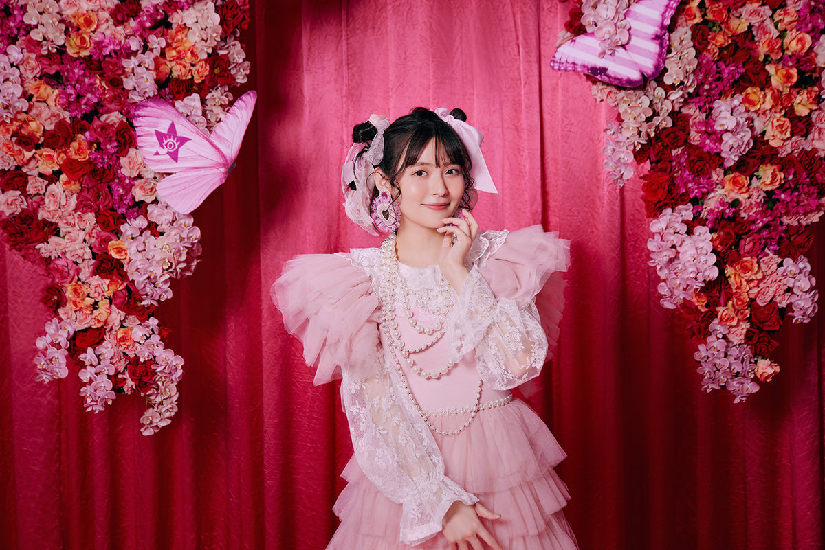 Sumire Uesaka 10th Anniversary 'Sumire Catalog' official artist pic