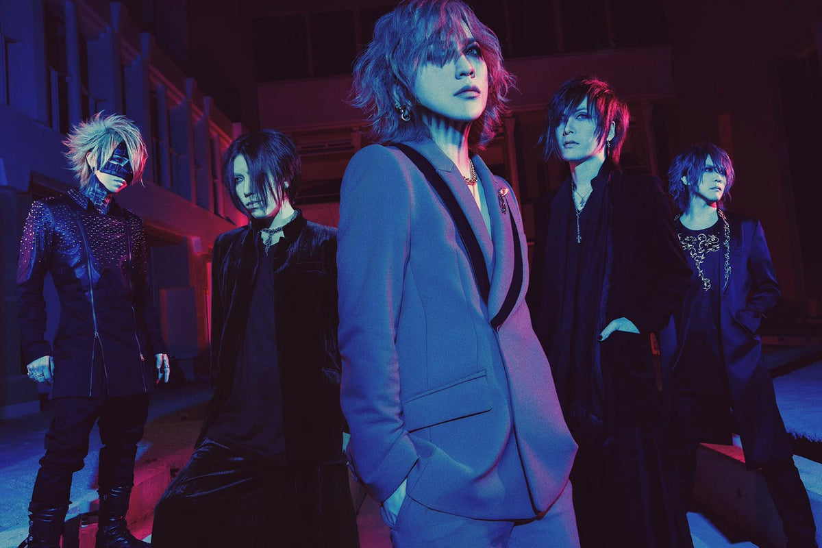 the GazettE band pic visual kei. For MASS album