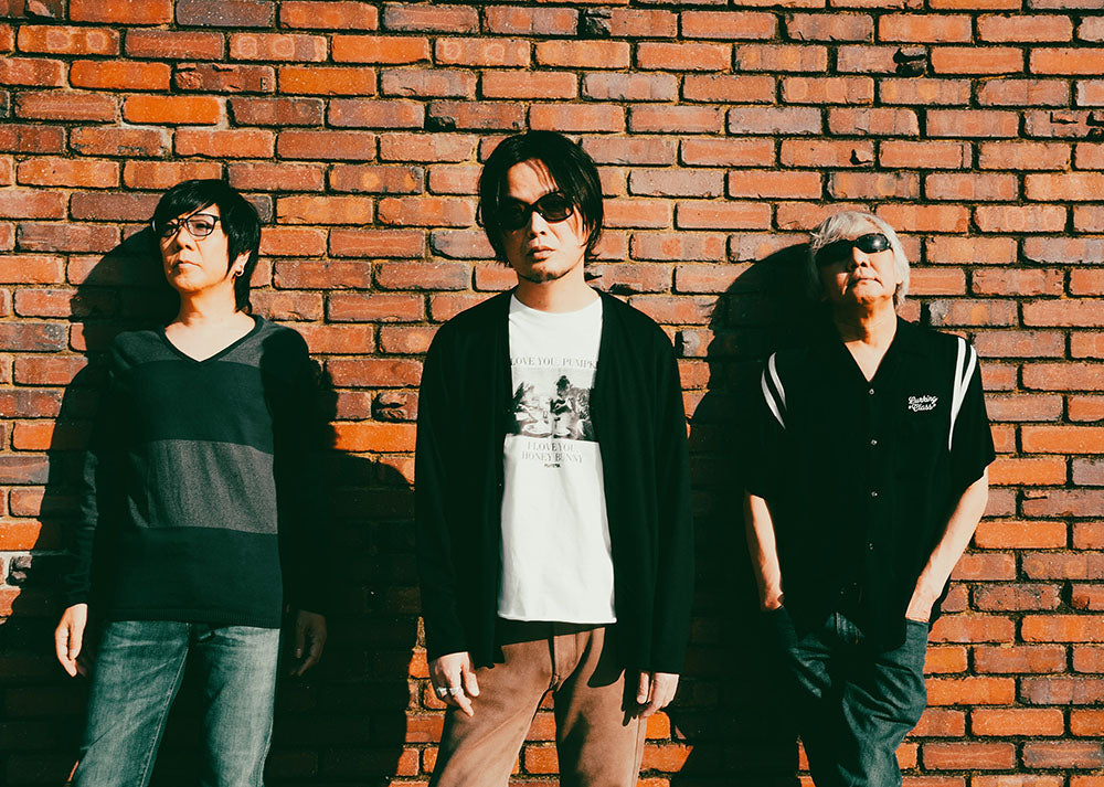the pillows background pic